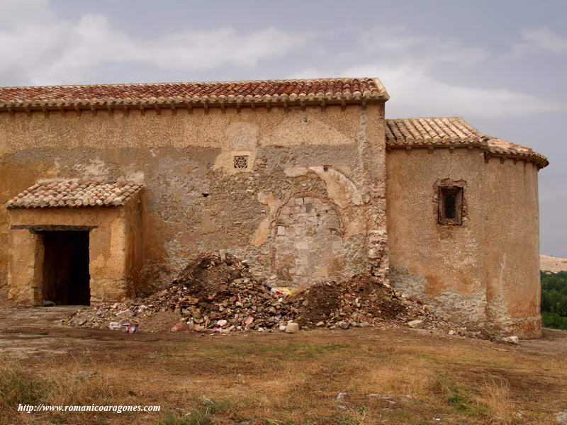 CABECERA DEL TEMPLO, LADO SUR